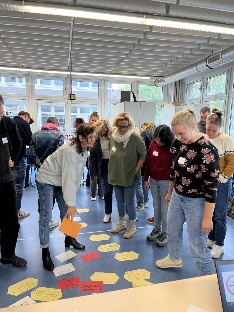 14. Hessischer Demokratietag in Wetzlar: Workshop des Projektteams zum Thema Neutralität